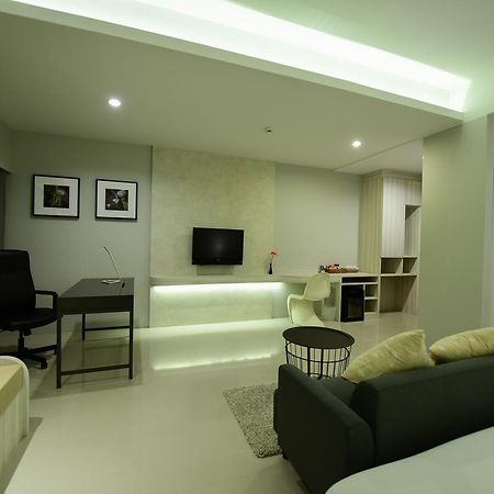 Trendy Hotel Nakhon Pathom Exterior photo