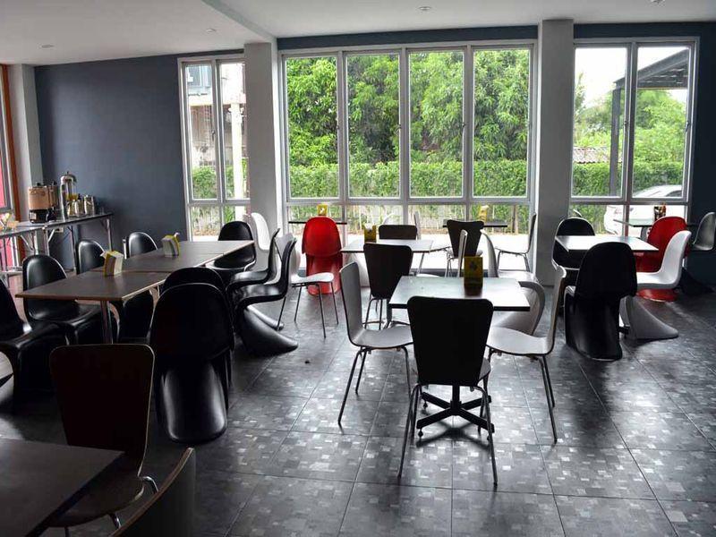Trendy Hotel Nakhon Pathom Exterior photo