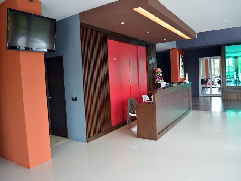 Trendy Hotel Nakhon Pathom Exterior photo