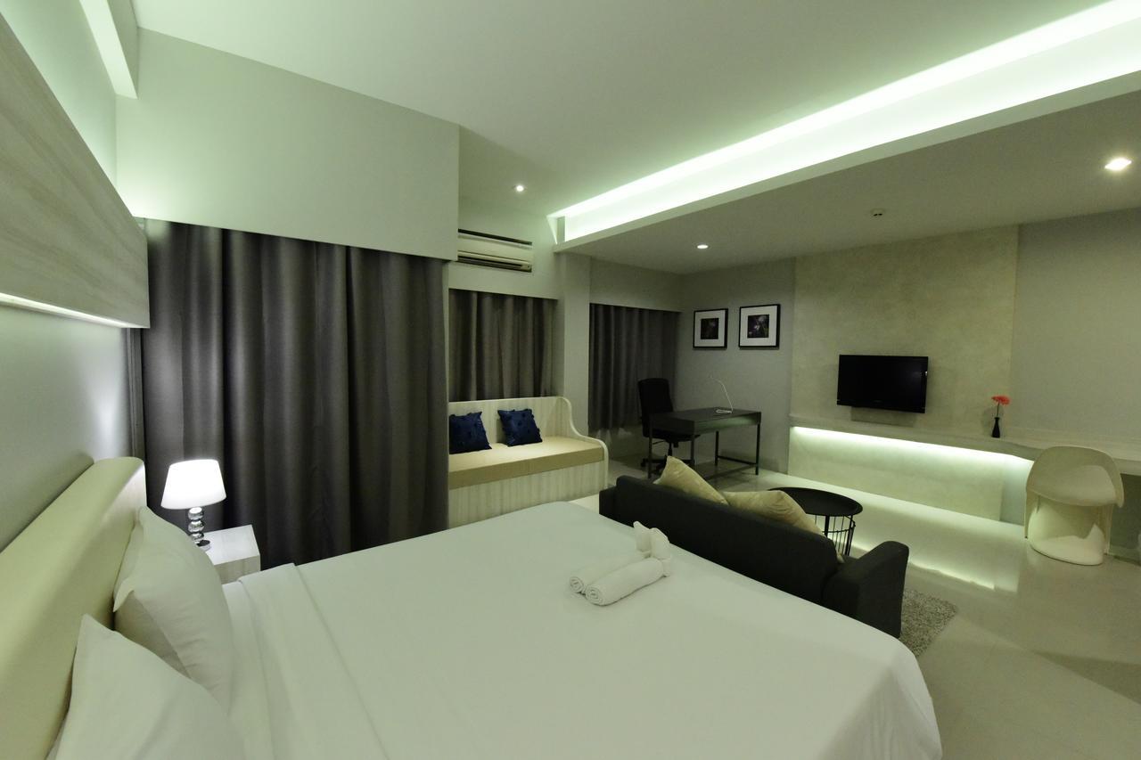 Trendy Hotel Nakhon Pathom Exterior photo