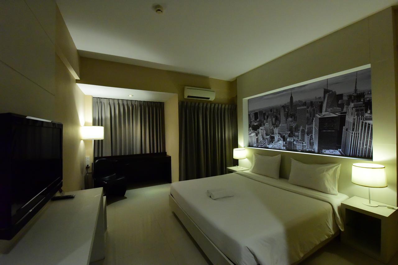 Trendy Hotel Nakhon Pathom Exterior photo